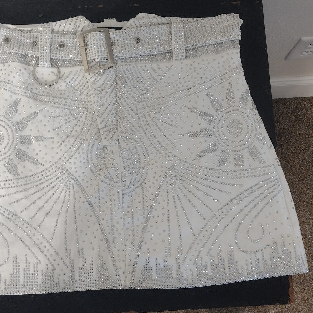 Embellished White and Silver Mini Pencil Skirt